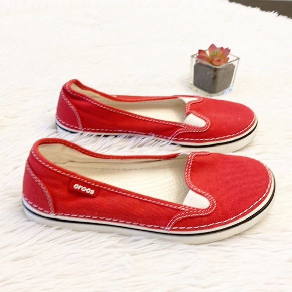 CROCS | Red white canvas loafers flats comfort casual shoes women’s 6 - Picture 2 of 7